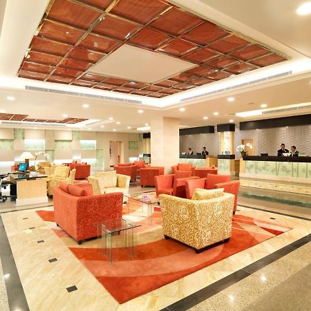 Holiday Villa Hotel & Suites Subang Subang Jaya Exterior photo